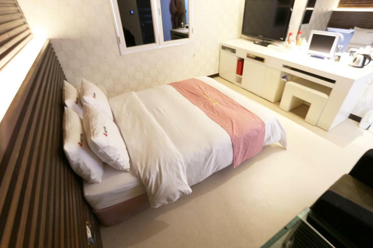 Q Hotel Paju Exterior photo